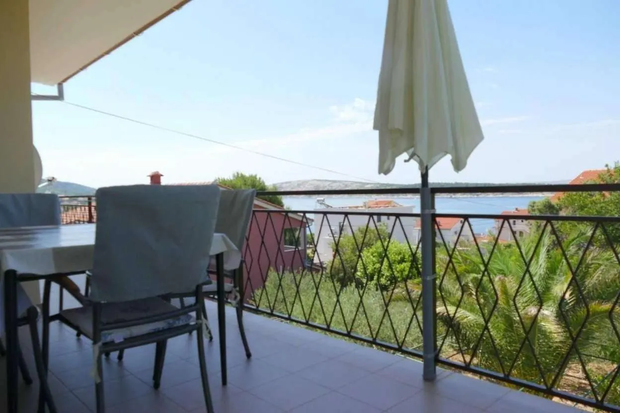 Apartments With A Parking Space Barbat, Rab - 22660 Rab Town